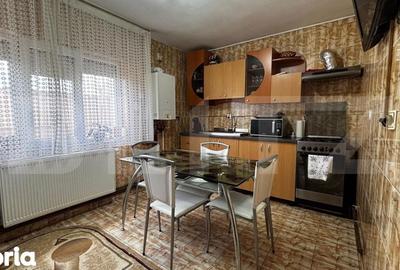 Casă cu 5 camere decomandat cu Teren 154 Mp în Craiovița Nouă - 5