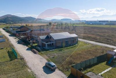 Casă cu 6 camere cu Teren 500 Mp în Bod - 1