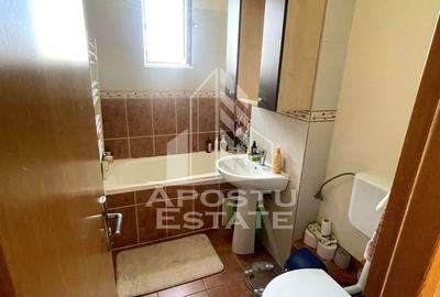 Apartament cu 3 camere semidecomandat, mobilat în Lipovei - 7