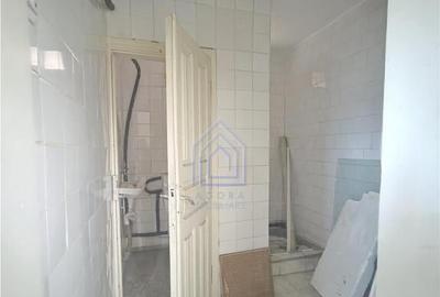 Casă cu 2 camere cu Teren 100 Mp în Moara - 3