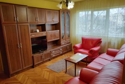 Apartament cu 3 camere semidecomandat în Cetății - 3