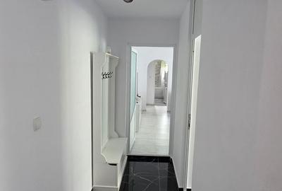 Apartament cu 3 camere semidecomandat în Central - 3