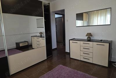 Apartament cu 3 camere decomandat în Central - 4