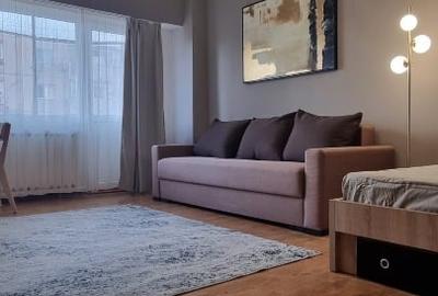 Direct proprietar inchiriez garsoniera  400 EUR in Vitan  str. Foisorului - 1
