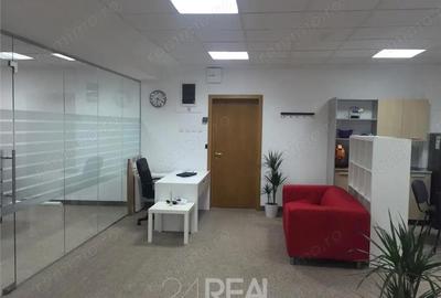 Spațiu comercial, de 105 mp, în Ștefan cel Mare - 10