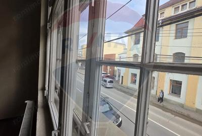 Spațiu comercial, de 48 mp, în Central - 2