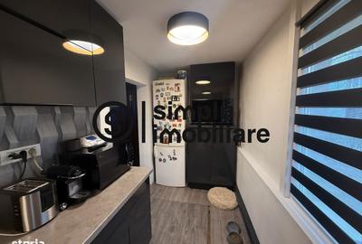 Apartament cu 2 camere decomandat în 1 Mai - 12