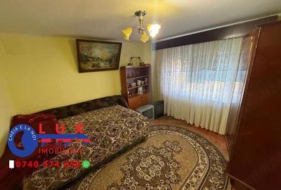 Casă cu 4 camere cu Teren 4382 Mp în Somova - 6