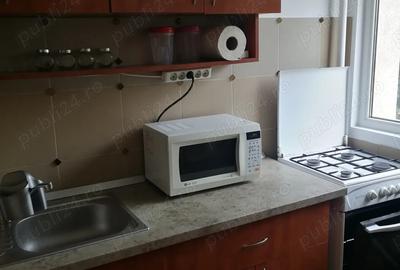 Inchiriez garsoniera mobilata in bloc metrou Dristor, et.3. - 2