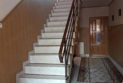 Casă cu 1 camere cu Teren 1000 Mp în Scrioaștea - 2