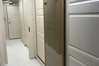 Apartament cu 3 camere decomandat în Central - 1