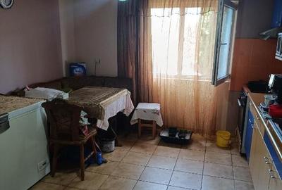 Casa zona Unirea la iesire - 2