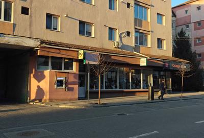 Spațiu comercial, de 145 mp, în Central - 1