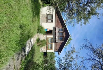 Casă cu 6 camere cu Teren 872 Mp în Central - 2