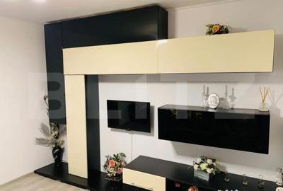 Apartament cu 3 camere semidecomandat în Central - 11