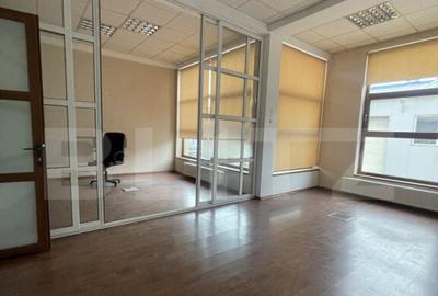 Spa?iu de birouri generos de 180 mp utili, pe centura, dis - 13