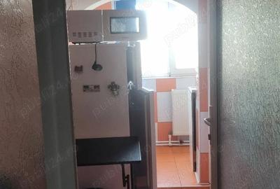 Inchiriez garsoniera - 8