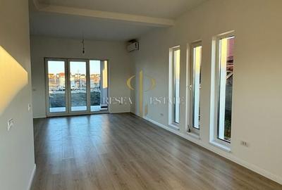 Duplex cu 4 camere cu Canalizare în Săcălaz - 2