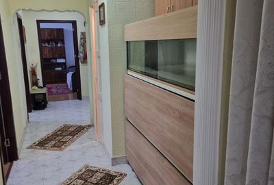 Apartament cu 3 camere decomandat în City Park Mall - 11