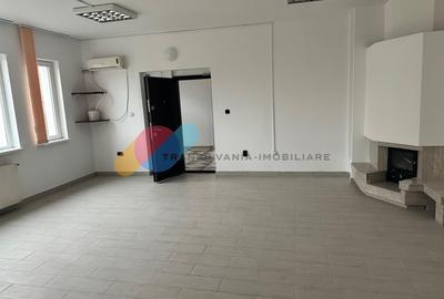 Casă individuală cu 7 camere cu Canalizare în Zorilor - 2