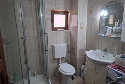 Casă cu 4 camere decomandat cu Teren 261 Mp în Copăcelu - 3