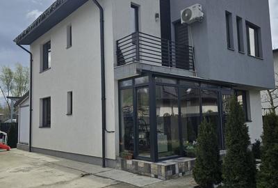 Casă cu 4 camere cu Teren 325 Mp în Bârnova - 2