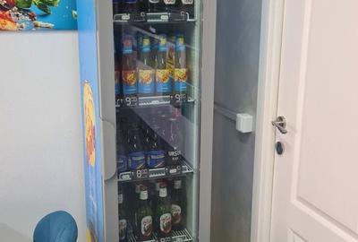 Spațiu comercial, de 100 mp, în Central - 4