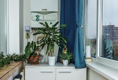 Astra (Str. Vulturului) / 2 camere/ decomandat/ 57mp / 4/4 - 6