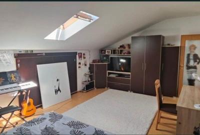 Apartament cu 3 camere decomandat în Central - 5
