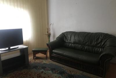 Apartament cu 3 camere decomandat, mobilat în 13 Septembrie