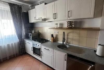 Apartament 2 dormitoare + living si bucatarie, balcon, loc parcare, utilat in Sibiu str Frunzei - - 4