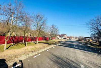 Teren intravilan de 5544 mp, în Moi - 4