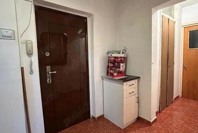 Proprietar vand ap. 3 camere Sos.Pantelimon vis-a vis de Biserica Capra - 10