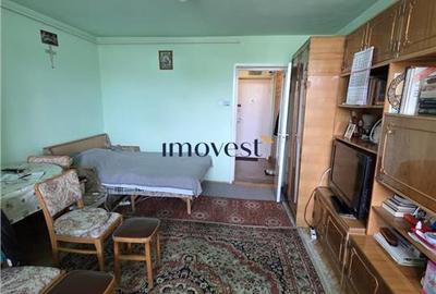 Garsonieră decomandată în Burdea