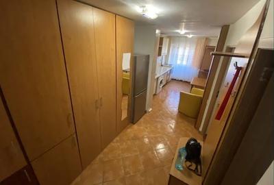 Garsonieră decomandată în Tei - 4