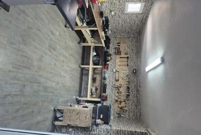 Spațiu comercial, de 150 mp, în Central - 3