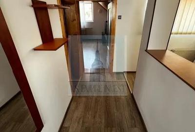 Casă cu 4 camere cu Teren 400 Mp în Centrul Civic - 10
