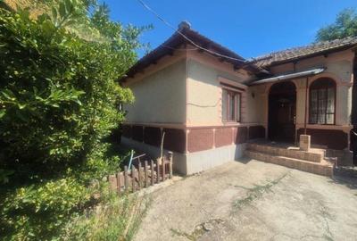 Teren Construcții intravilan de 1400 mp, în 23 August - 1