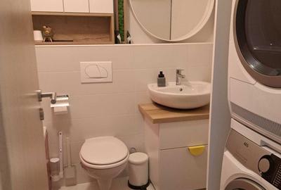 Apartament cu 3 camere decomandat în Tractorul - 7