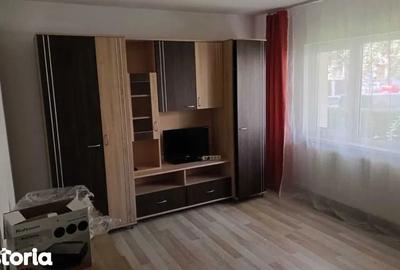 Apartament cu 2 camere decomandat în Plopilor - 5