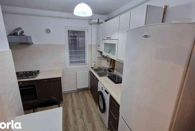 Apartament cu 3 camere semidecomandat, mobilat în Astra - 3