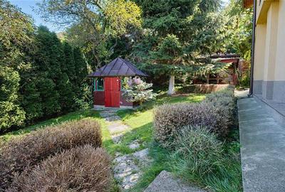 Casă individuală cu 7 camere cu Canalizare în Bran - 16