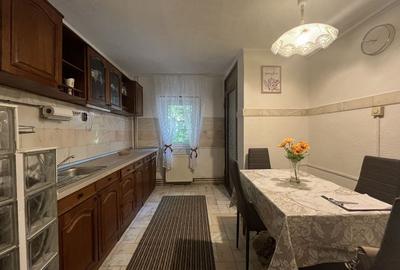 De închiriat, 3 camere, Aradului,cu garaj - 9