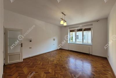 Spatiu birou decomandat cu 2 camere 2 bai balcon parcare Central Sibiu - 4