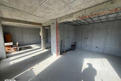 Casă cu 4 camere cu Teren 430 Mp în Brănești - 4