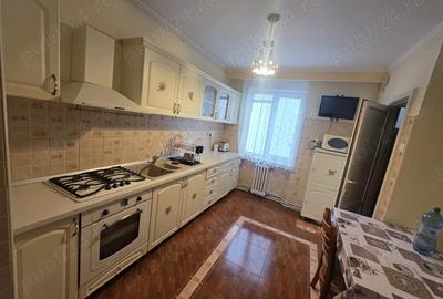 Apartament cu 4 camere decomandat în Central - 5