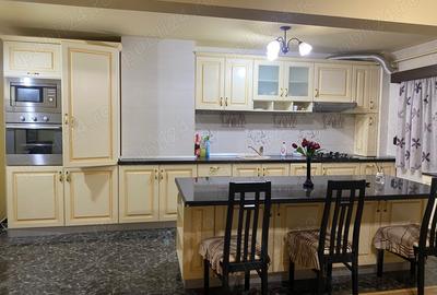 Apartament cu 4 camere decomandat în Malu Roșu - 13