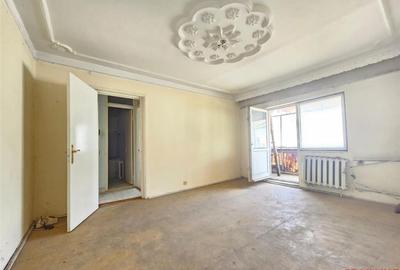 Narcisa, 2 Camere semidecomandate - 2