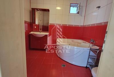 Apartament cu 3 camere,nemobilat,Calea Lipovei - 7