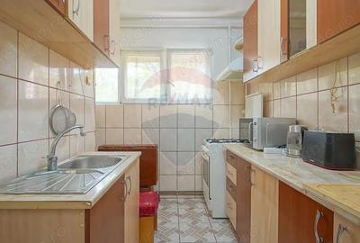 Apartament 3 camere, complet mobilat, la 1 minut de Pia?a Astra Apartament 3 camere, complet mobilat, la 1 minut de Pia?a Astra - 8